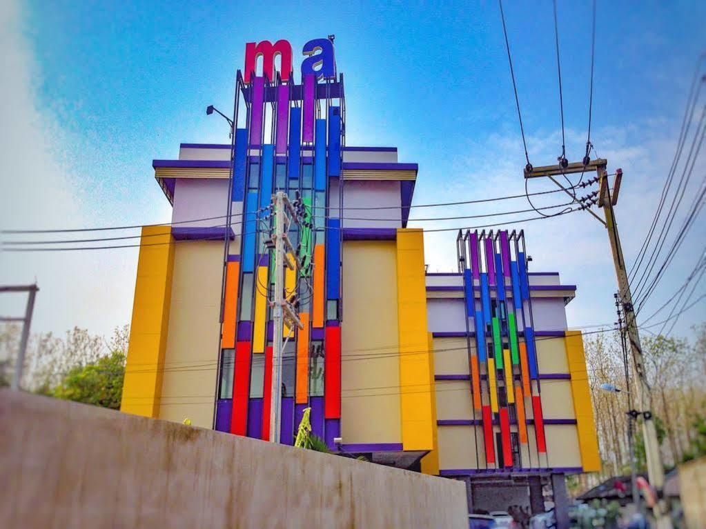 Aparthotel Ma Chic & Cozy Lampang Exterior foto